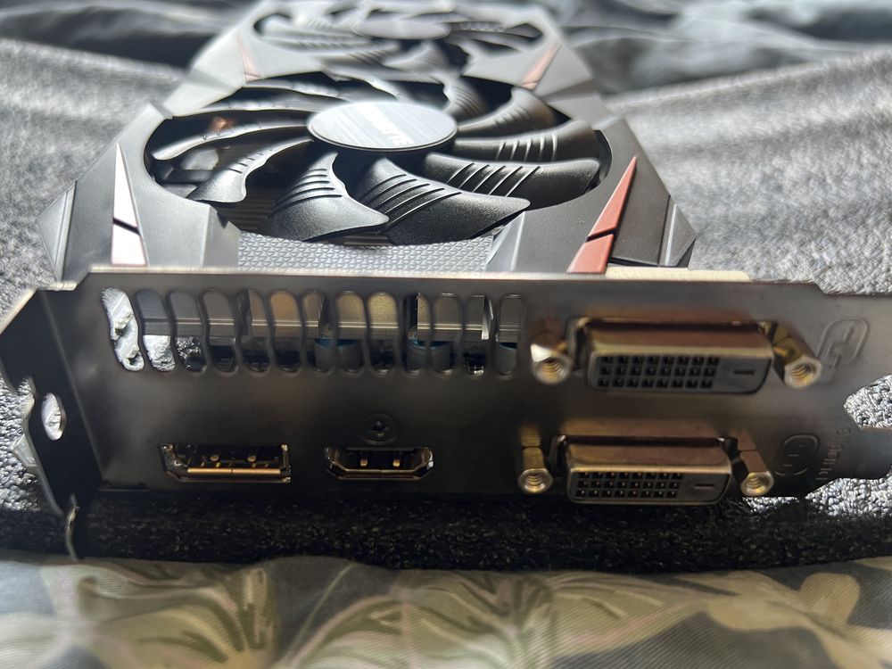GIGABYTE GeForce GTX 1060 Windforce OC 6GB GDDR5