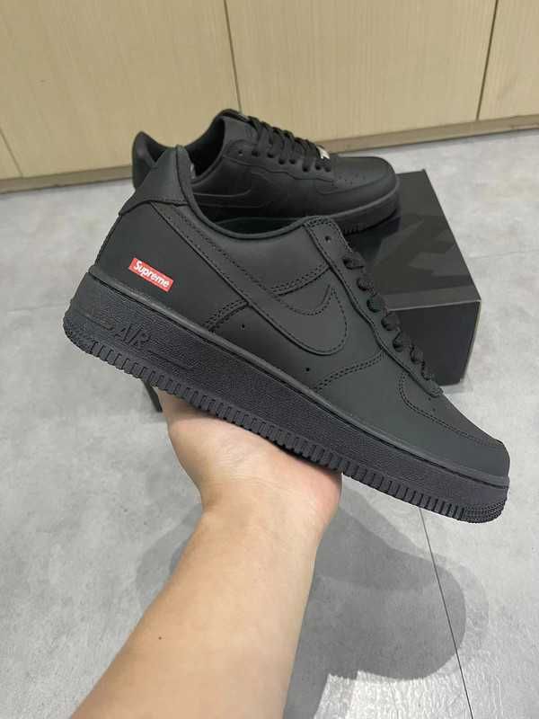 Nike Air Force 1 Low Supreme Black 39