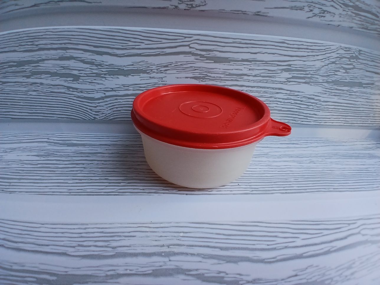 Посуд tupperware  б/у від 50 грн