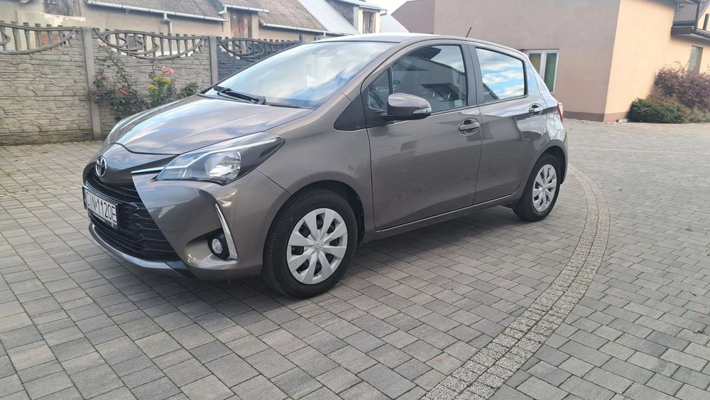 Toyota Yaris Salon Polska Bardzo mały przebieg