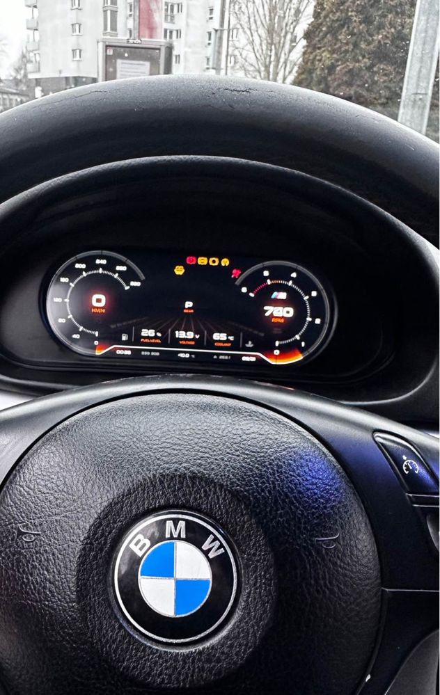 ID4Motion BMW E46 Retrofit Premium – licznik cyfrowy M-Performance