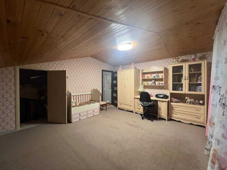 Продаж дуплекса з ремонтом та меблями. 7-9 км. від метро.