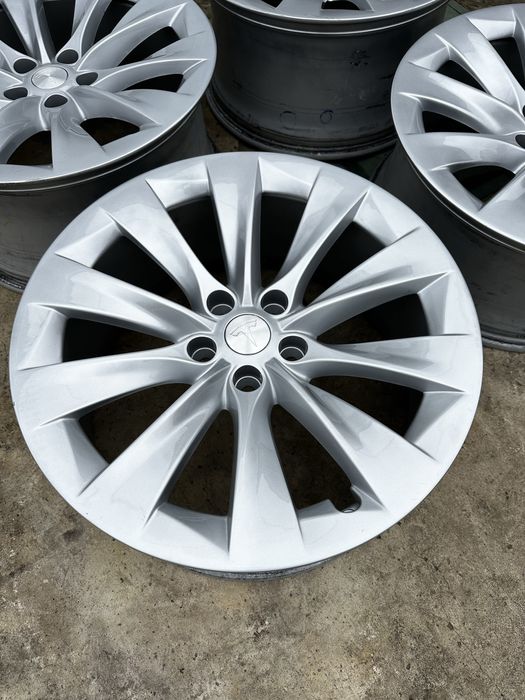 Диски різноширокі R20 5/120 Tesla model S X Диски оригінальні Тесла