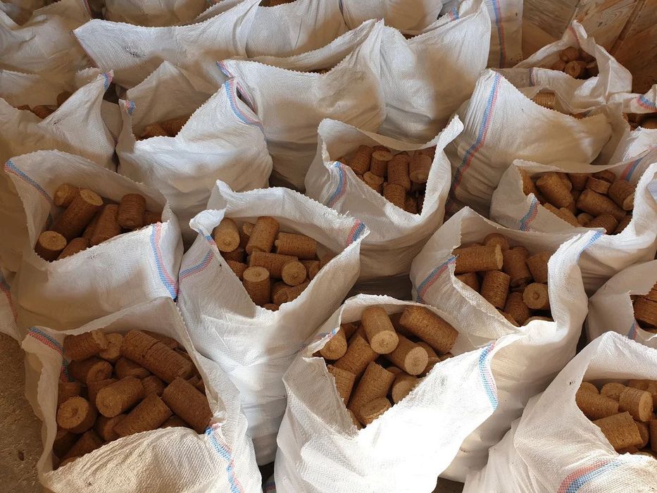 Брикеты из дерева топливные NESTRO -  9000грн/т