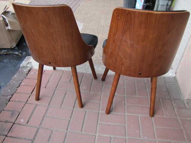 Zestaw 2 skandynawskich krzeseł krzesło Drewno Orzech laskowy i Skóra