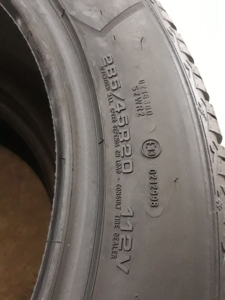 285/45/20 R20 Goodyear Ultra Grip Perfomance 4шт зима