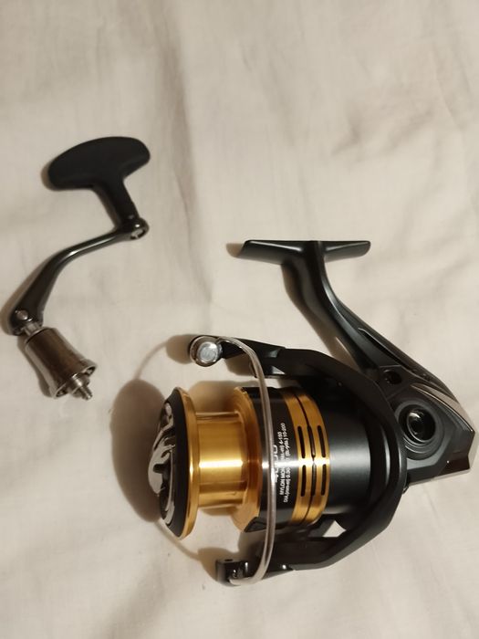 Продам катушку Shimano Sahara