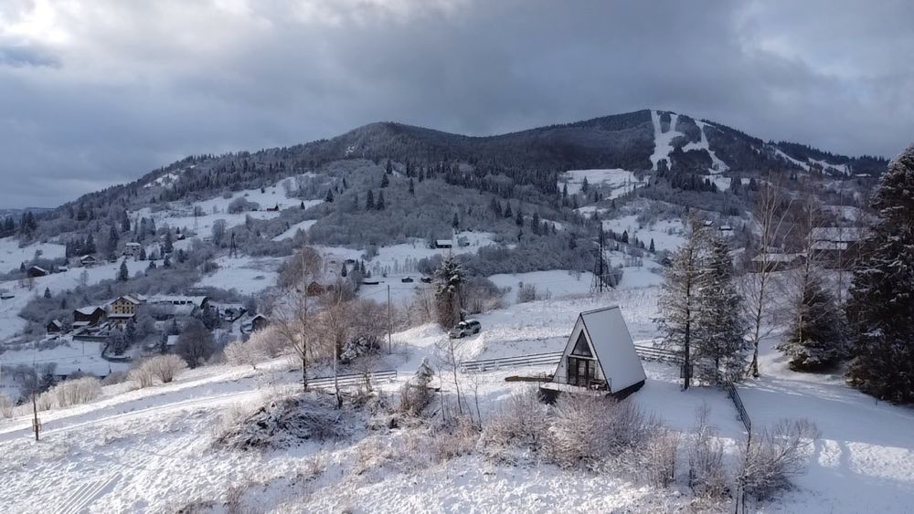 Продам котедж в Карпатах