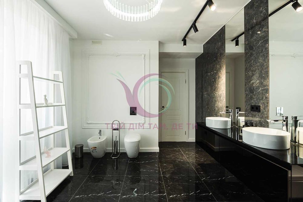 3-к. квартира з дизайнерським ремонтом по вул. Йосипа Сліпого.