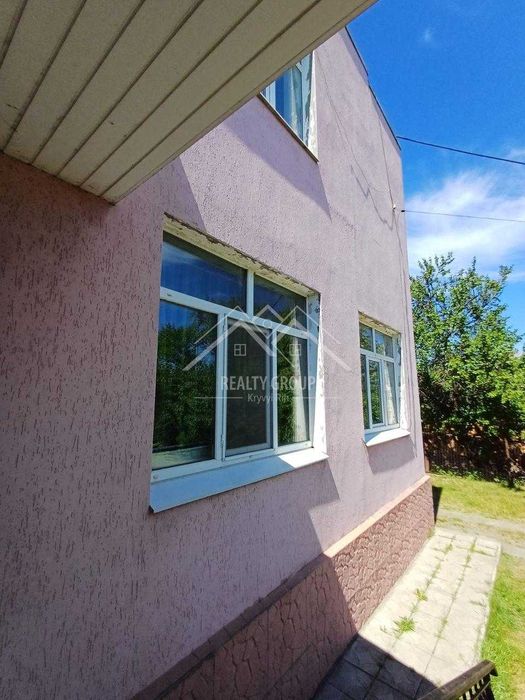 Продам маєток в с. Новоукраїнське ( ст. Нива Трудова) Євідновл.ення.