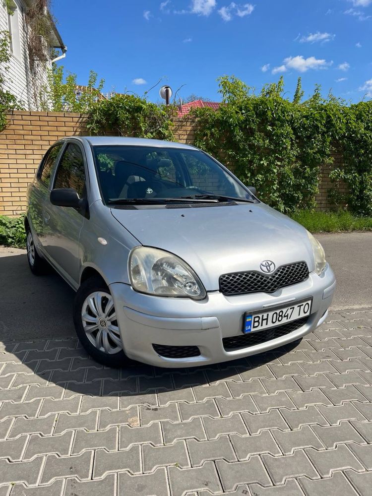 Toyota Yaris 2004 1.0