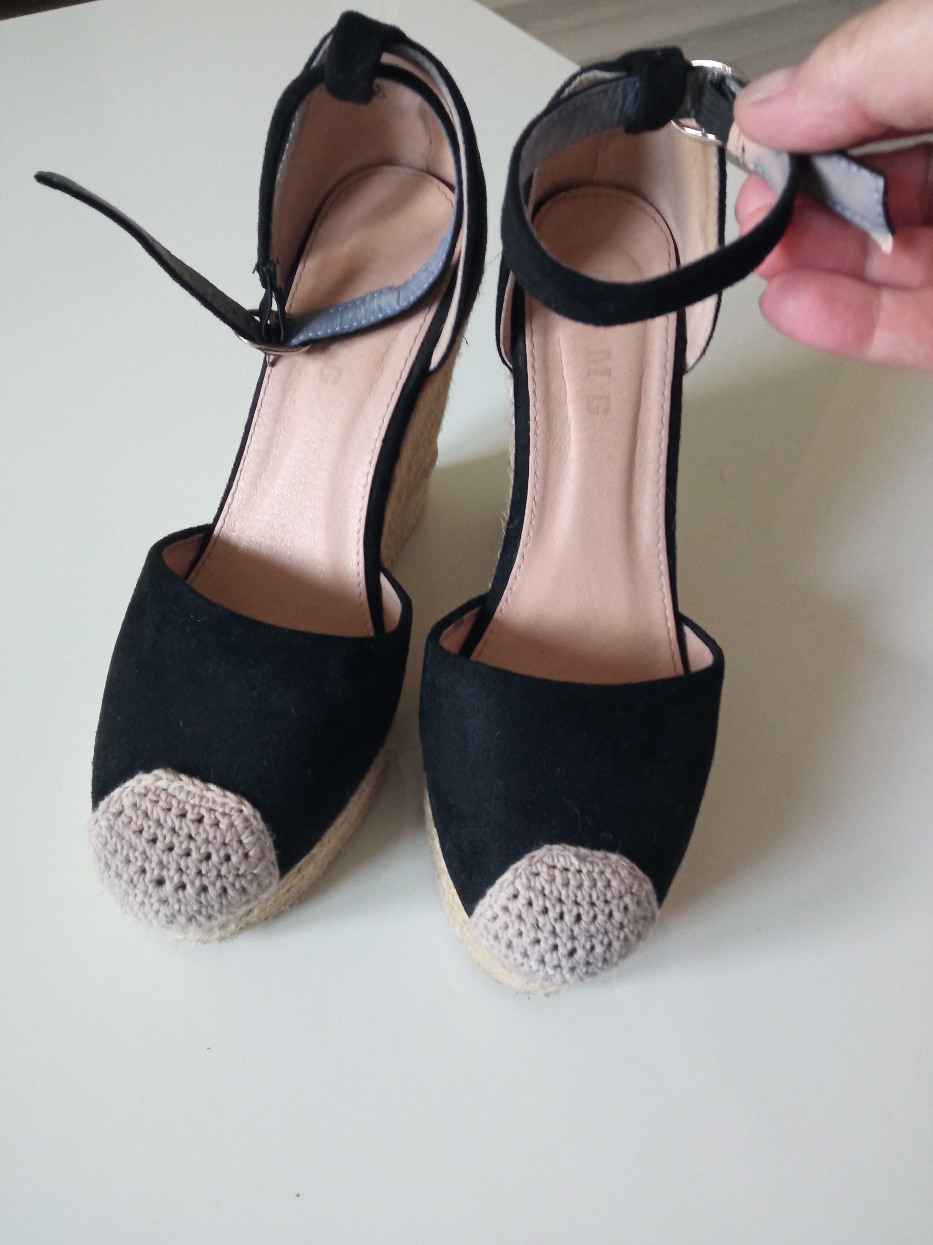Czarne sandały na koturnie Espadryle r 38 wkł. 24cm.