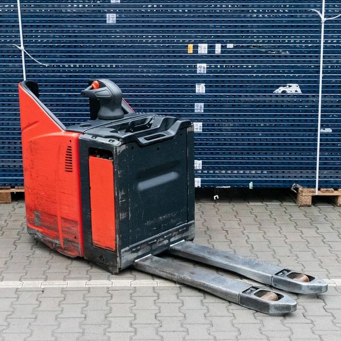 Linde T20-SP-02  wózek paletowy Rydwan Linde T20-SP elektryczny