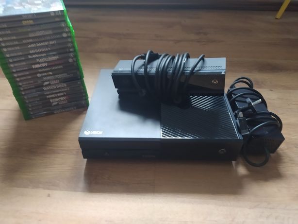 Szprzedam Xbox One 800gb + Kinect +21 gier + 2 Pady