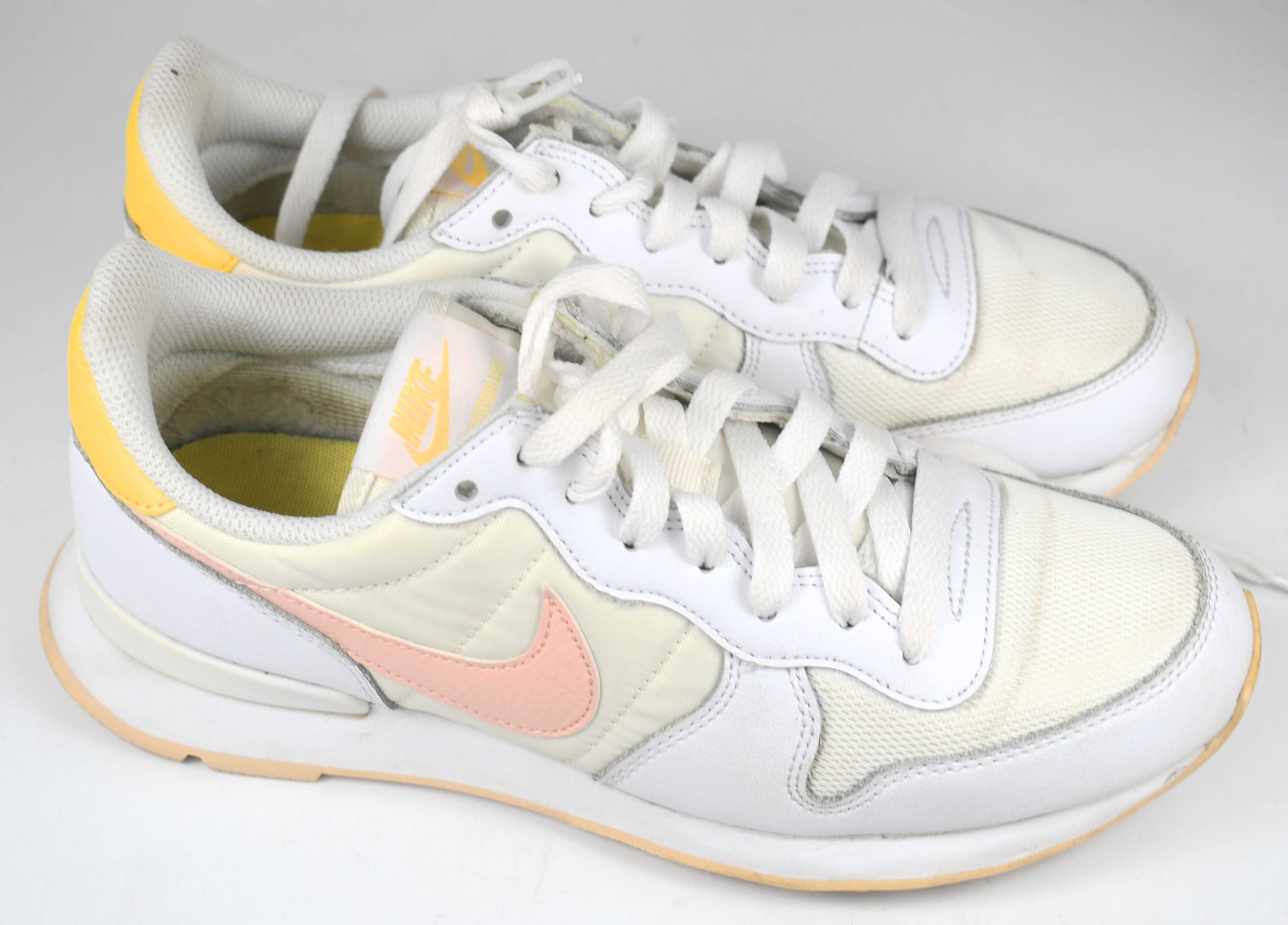 Używane Buty Nike Internationalist DM3076 roz. 39