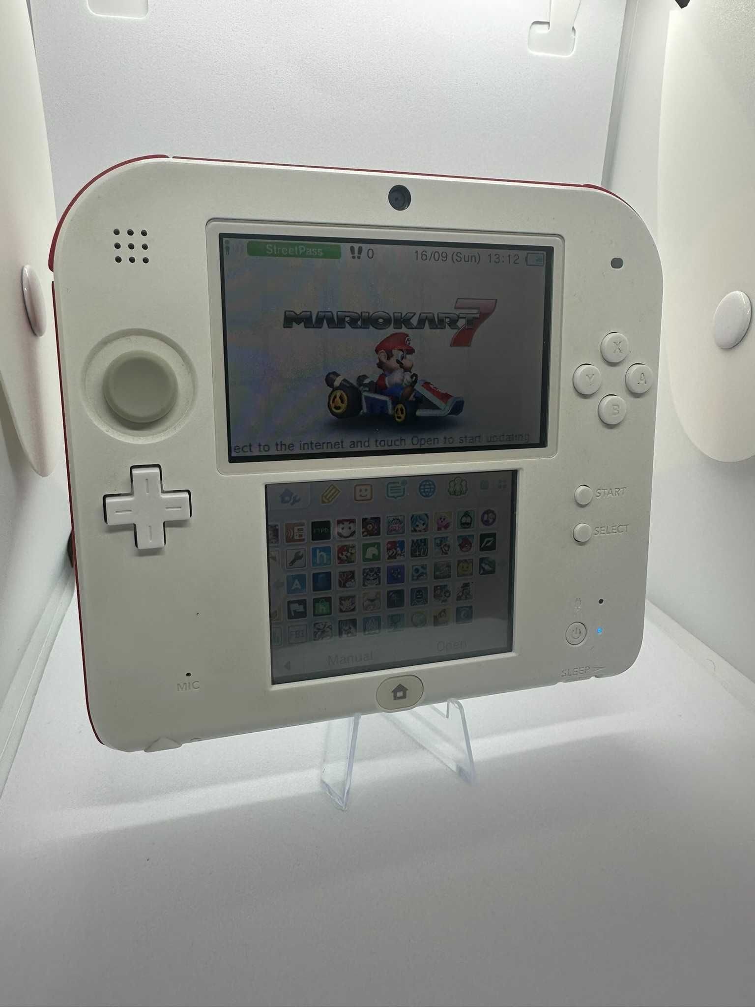 Nintendo 2DS Com Caixa Original — Desbloqueada
