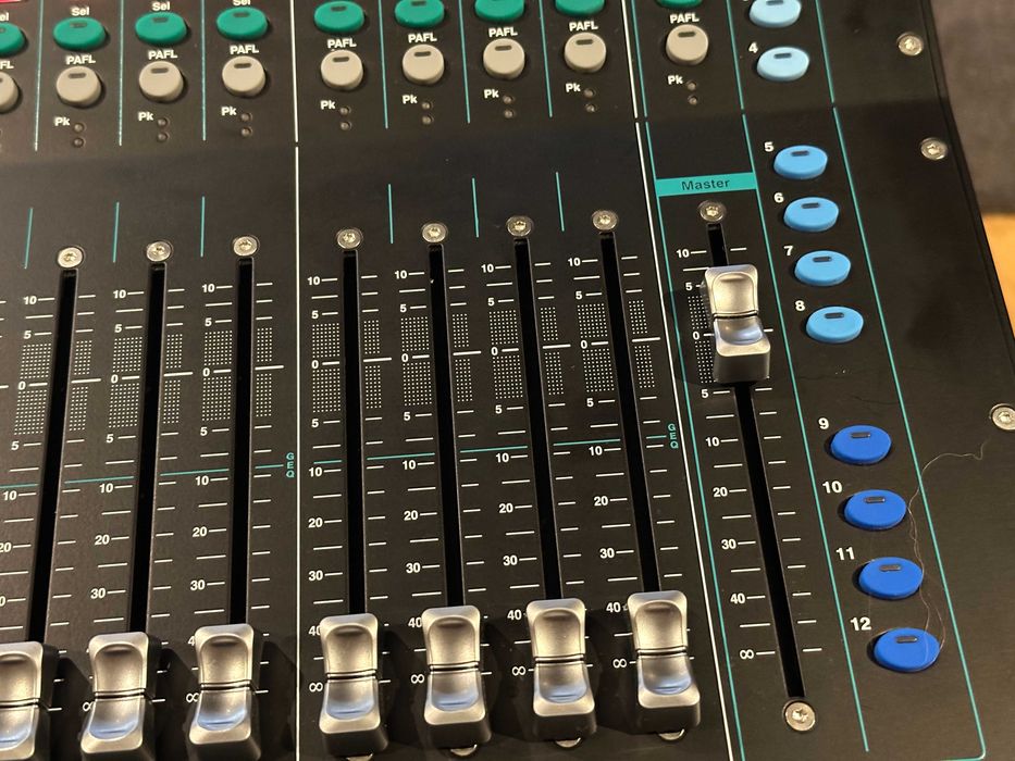 Allen & Heath SQ-7