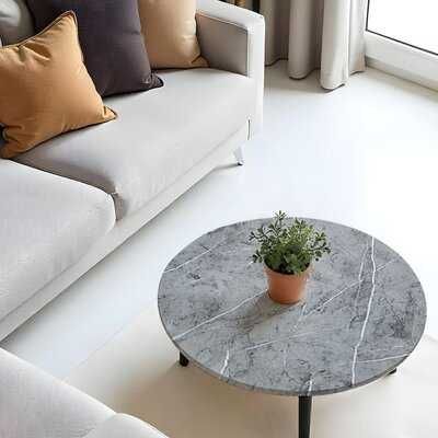 Самоклеюча плівка для оздоблення меблів та приміщення