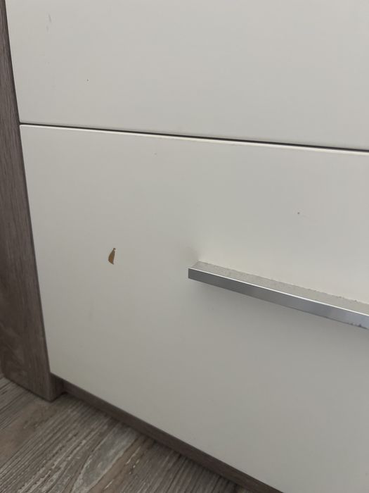 Camiseiro Paris quarto