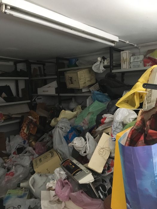 Recolhas de entulho lixo e demoliçoes