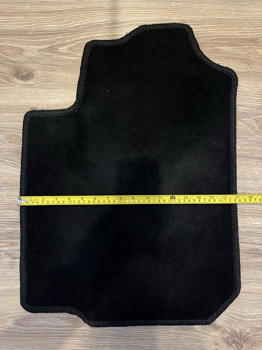 Dywaniki samochodowe welurowe