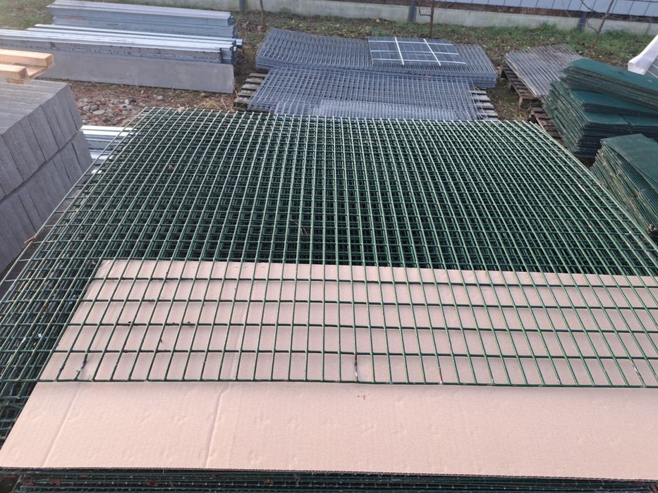 Ruszt,ruszty siatka 120x100 cm oko 22x47mm fi 3 mm cele,gołębnik