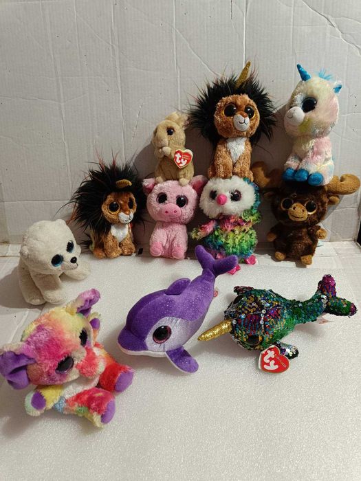 Глазастики за все 300 грн чуть поцарапаны глаза