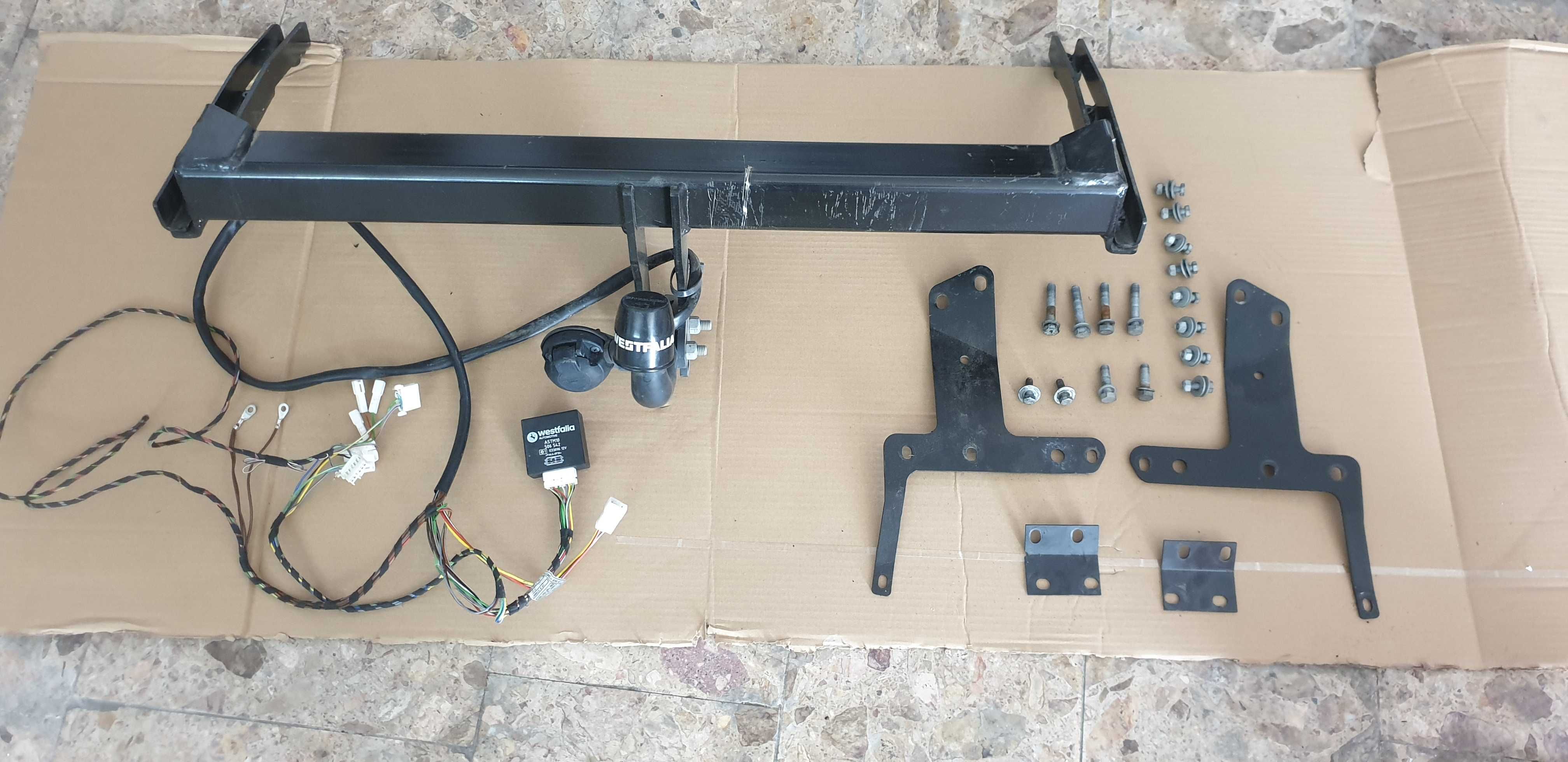 Sistema de reboque para Toyota Corolla Verso