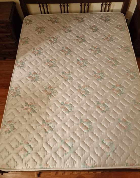 Cama/cómoda/guarda vestidos - quarto completo