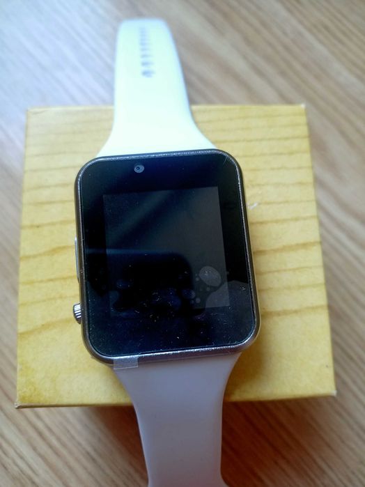 Смарт часи з сім картою