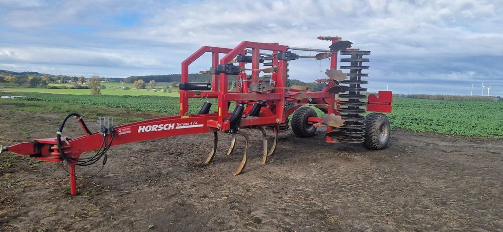 Horsch Terrano 4FX  Kultywator dłutowy, 13 łap, mało używana, bezorkowiec