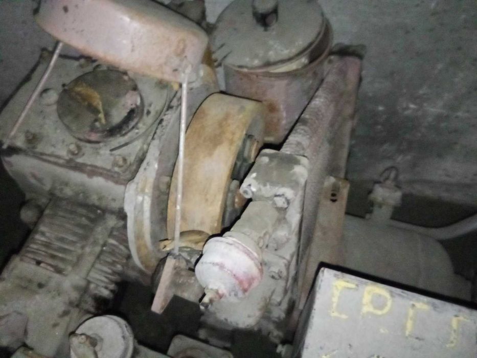 Продам компресор