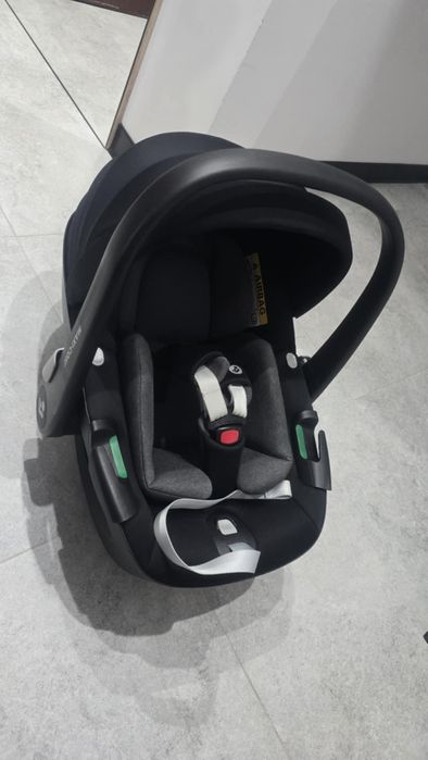 Fotelik maxi cosi peeble 360 z bazą Familyfix 360 0-13