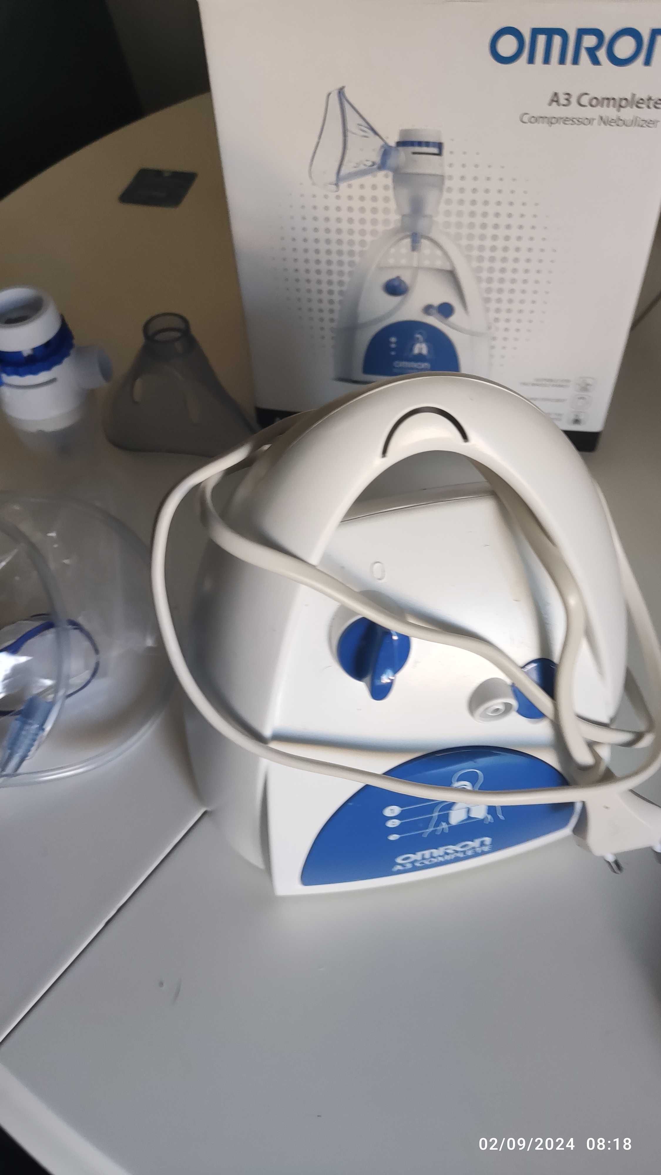 Nebulizador semi novo Omron