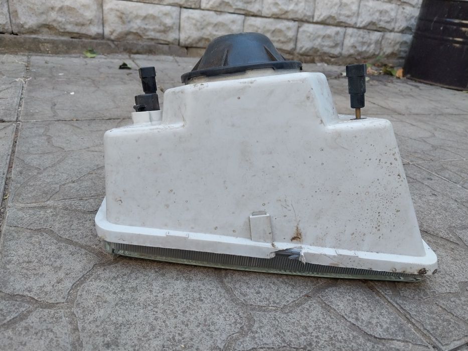 Продам фара москвич 2141.