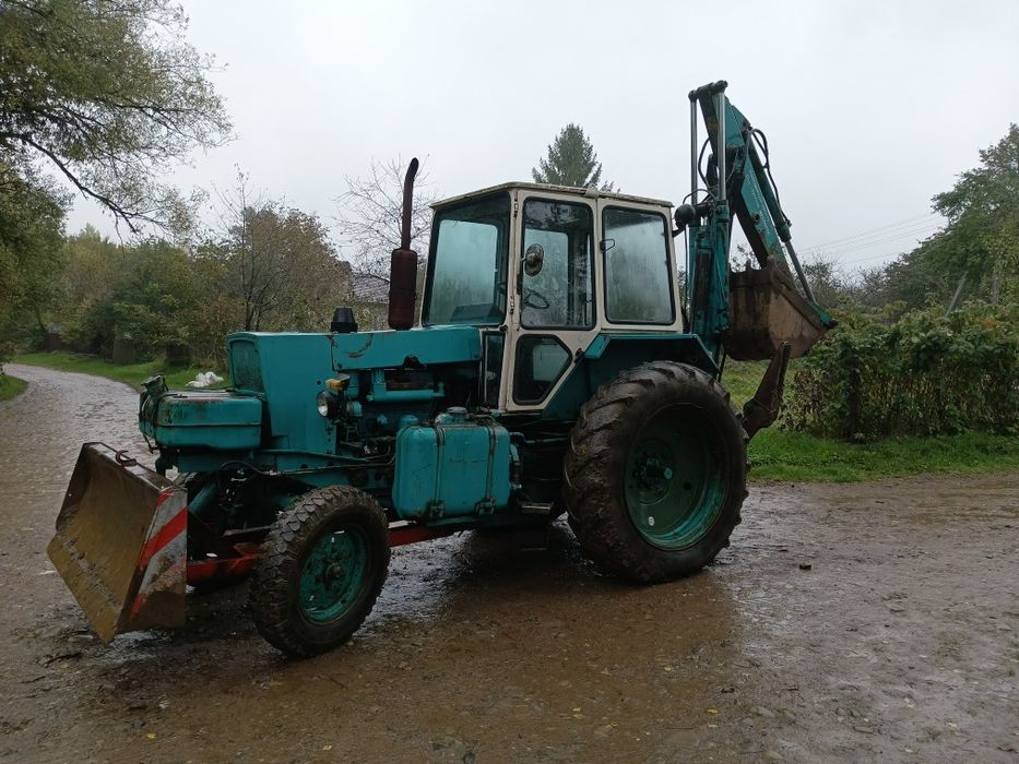 Продам екскаватор  ЮМЗ ЄО2621