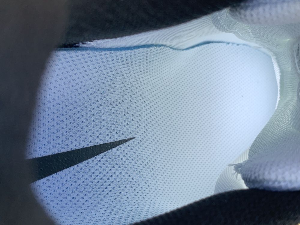 Кроссовки в стиле Nike Winflo 8 Shield (41-45) мужские белые • беговые