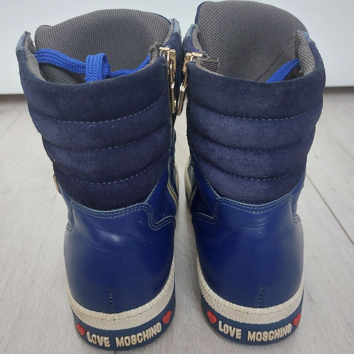 Damskie High Top Sneakers Love Moschino 38