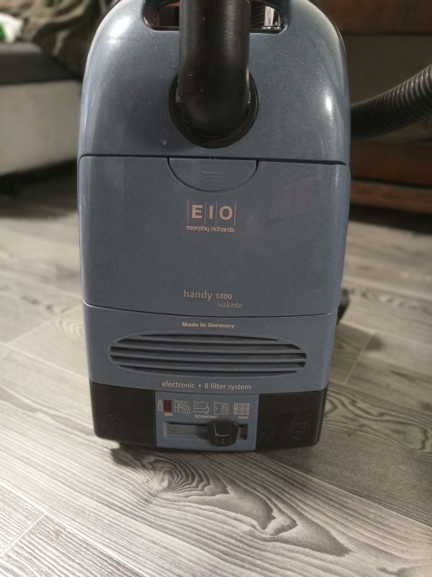 Продам Пилосос EIO handy 1400 valent