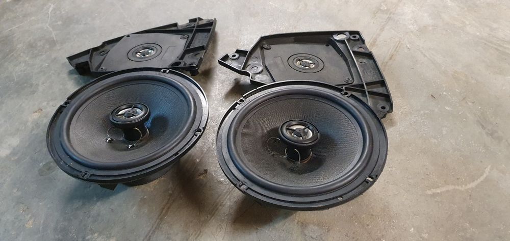 Kit Colunas Focal e JVC