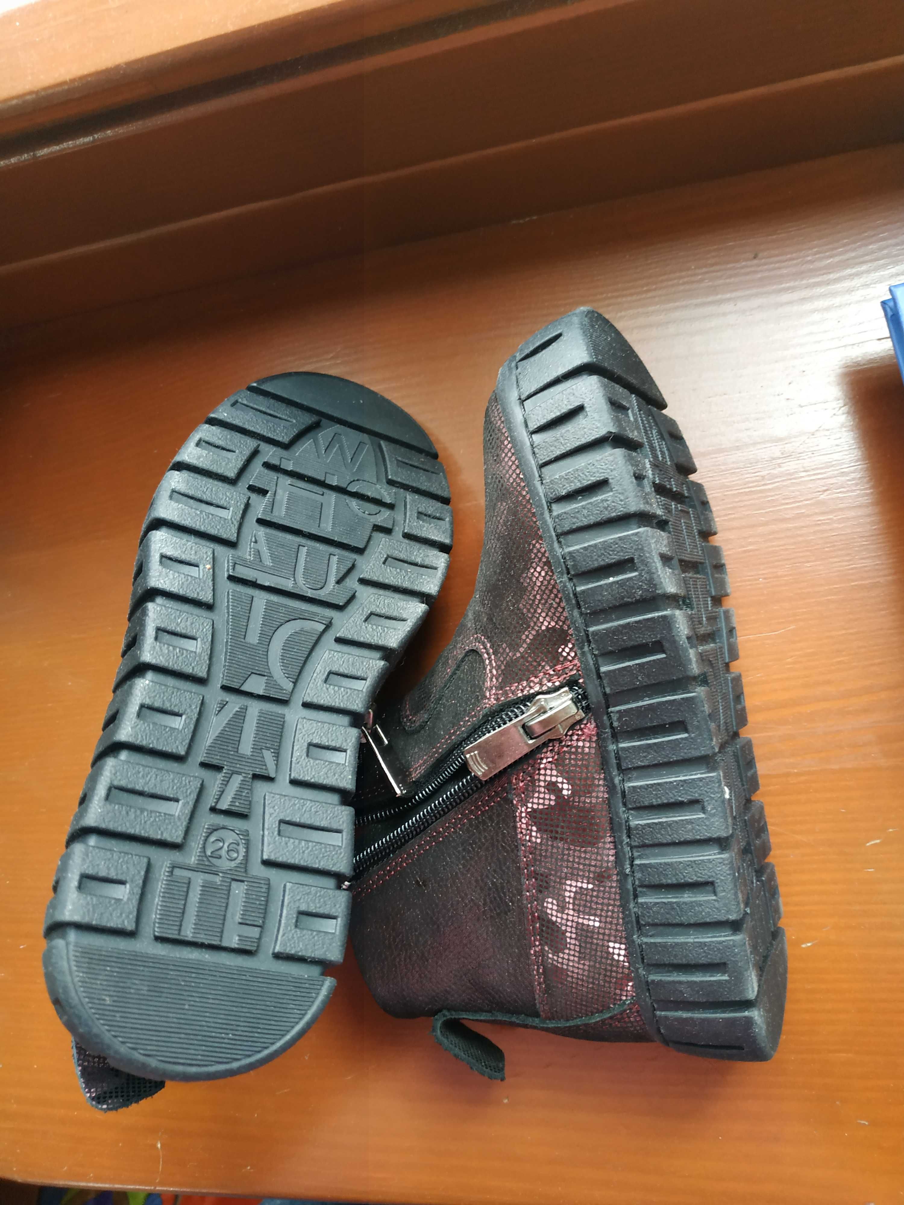 Нові весеняні черевички Small Foot 26 розмір знижка