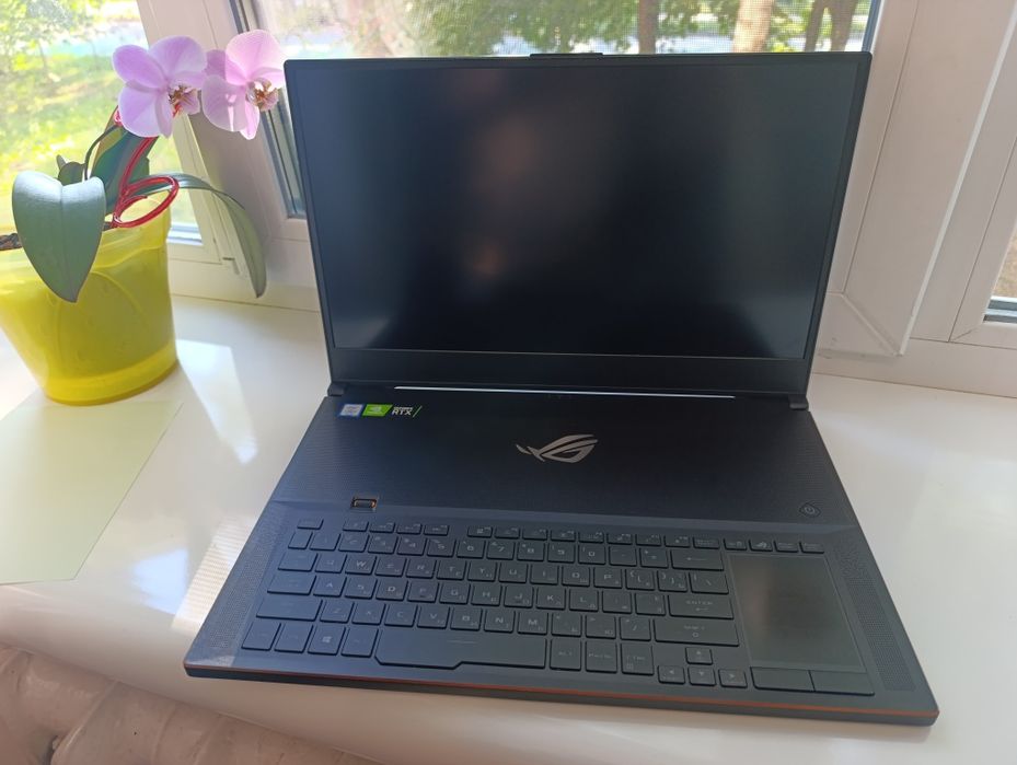Ігровий ноутбук ASUS ROG Zephyrus S17 GX701GVR Metal / Rtx 2060