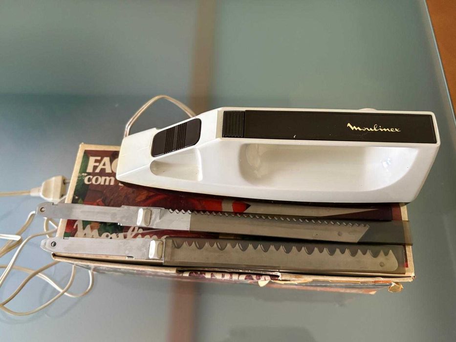 Faca elétrica de cozinha