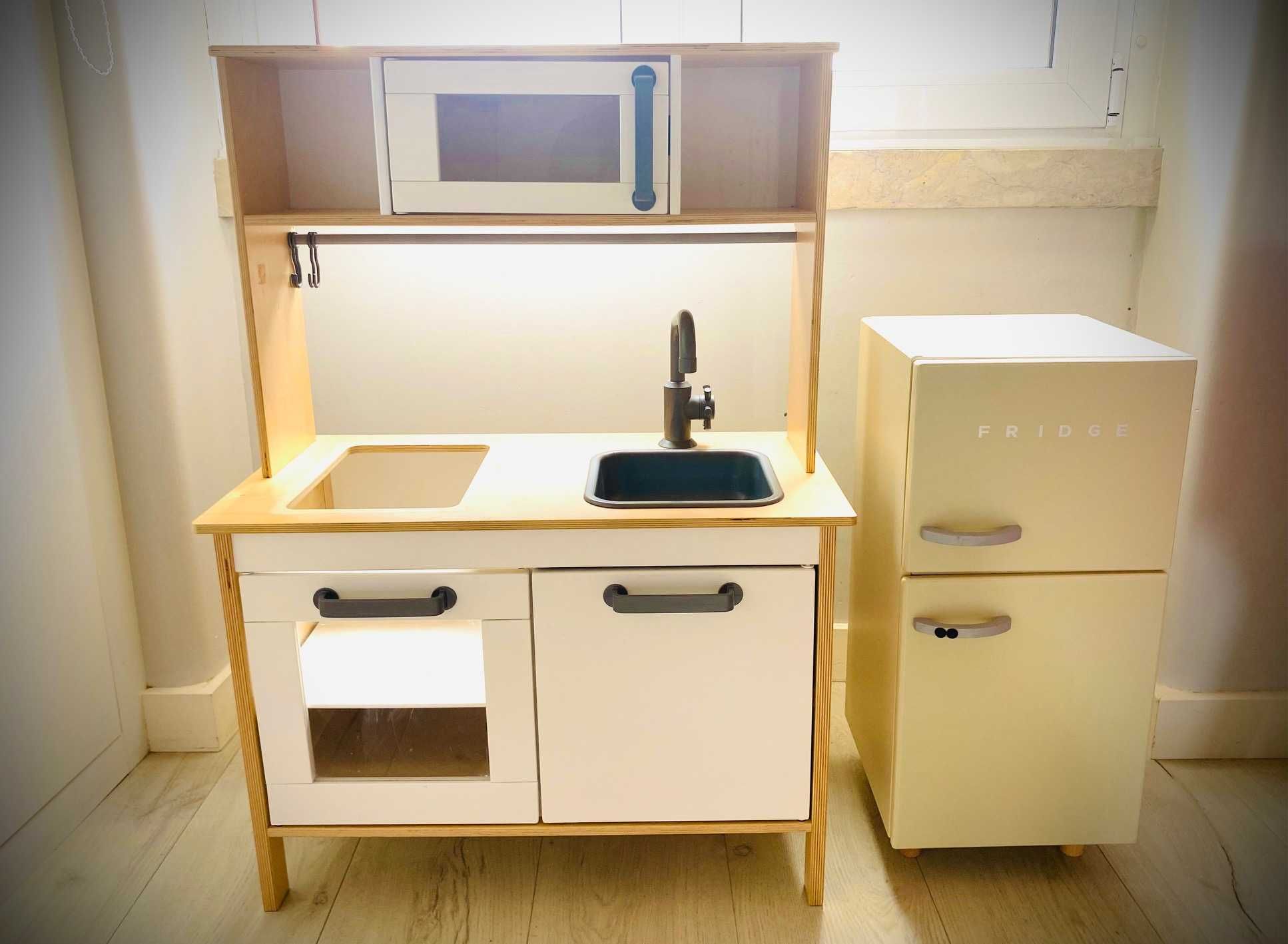 Cozinha de brincar c/ Frigorifico e electrodomesticos ( Madeira )