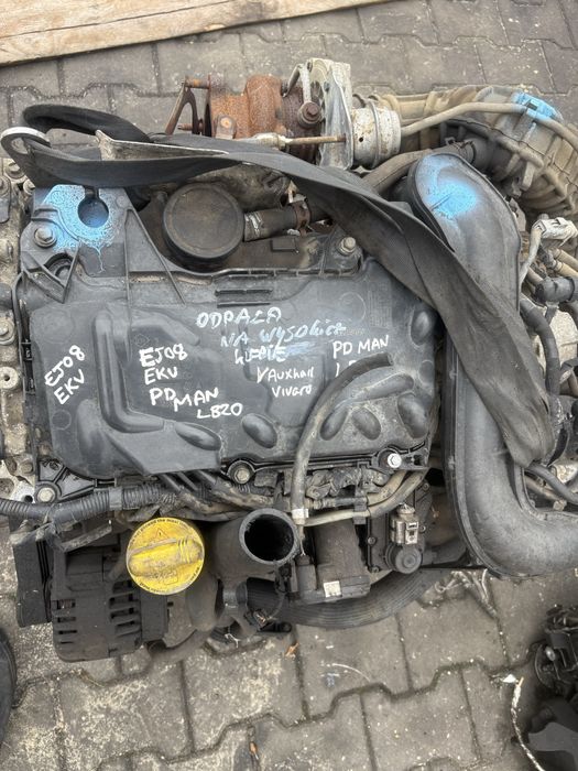 Silnik Kompletny Renault Trafic Opel Vivaro 2.0 Dci M9r780