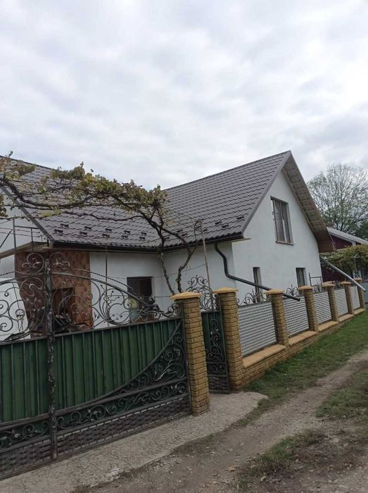 Металочерепиця. Профнастил. Покрівля. Фальц. Металопрофіль. Дах