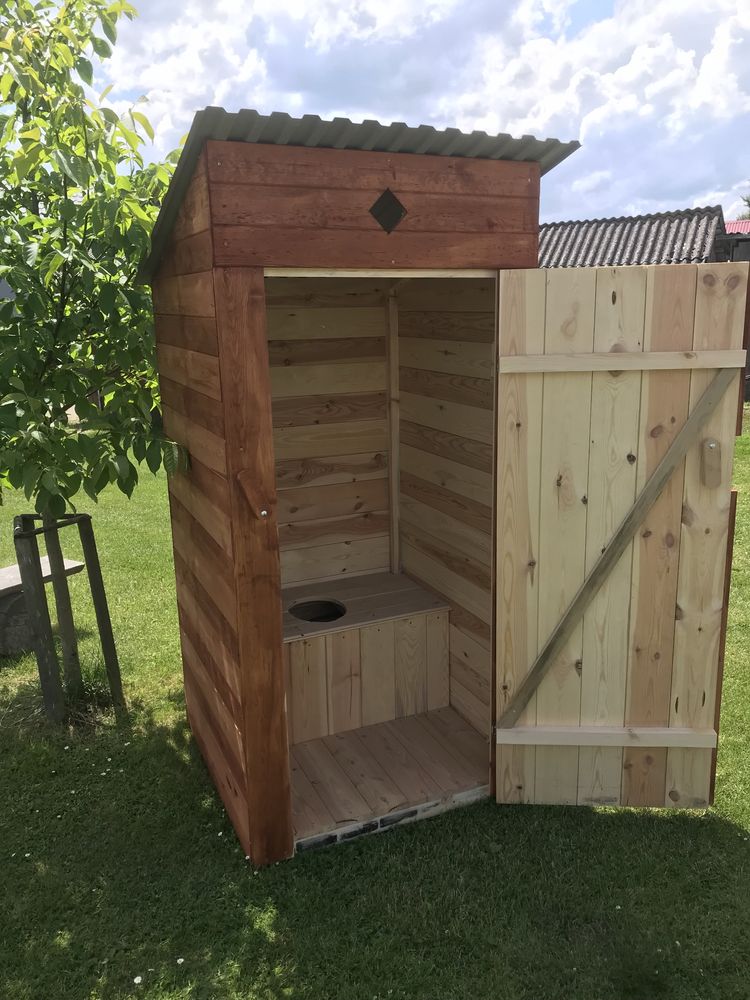 WC drewniane // toaleta ogrodowa przenośna // na działke // na budowe