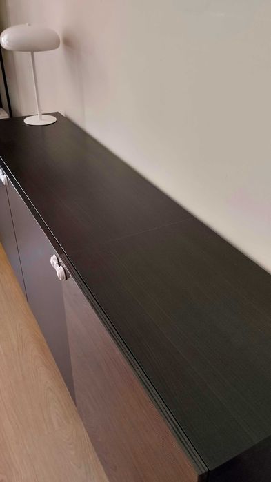 Aparador  Preto Ikea