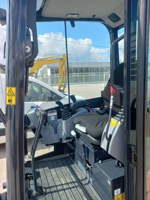 Wynajem minikoparka KUBOTA KX018 wynajem koparki