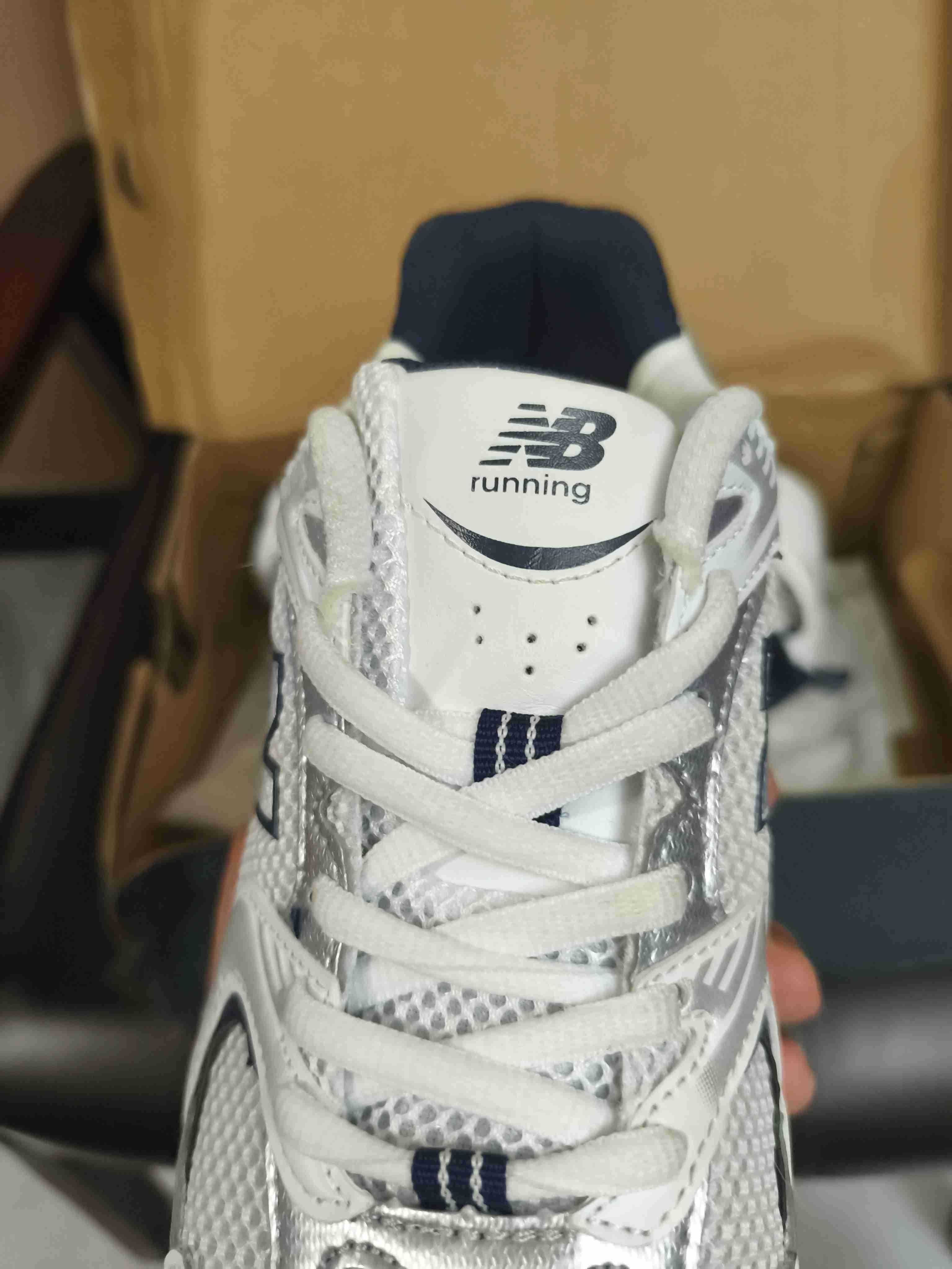 New Balance 530, damskie białe i szare trampki, rozmiar 37